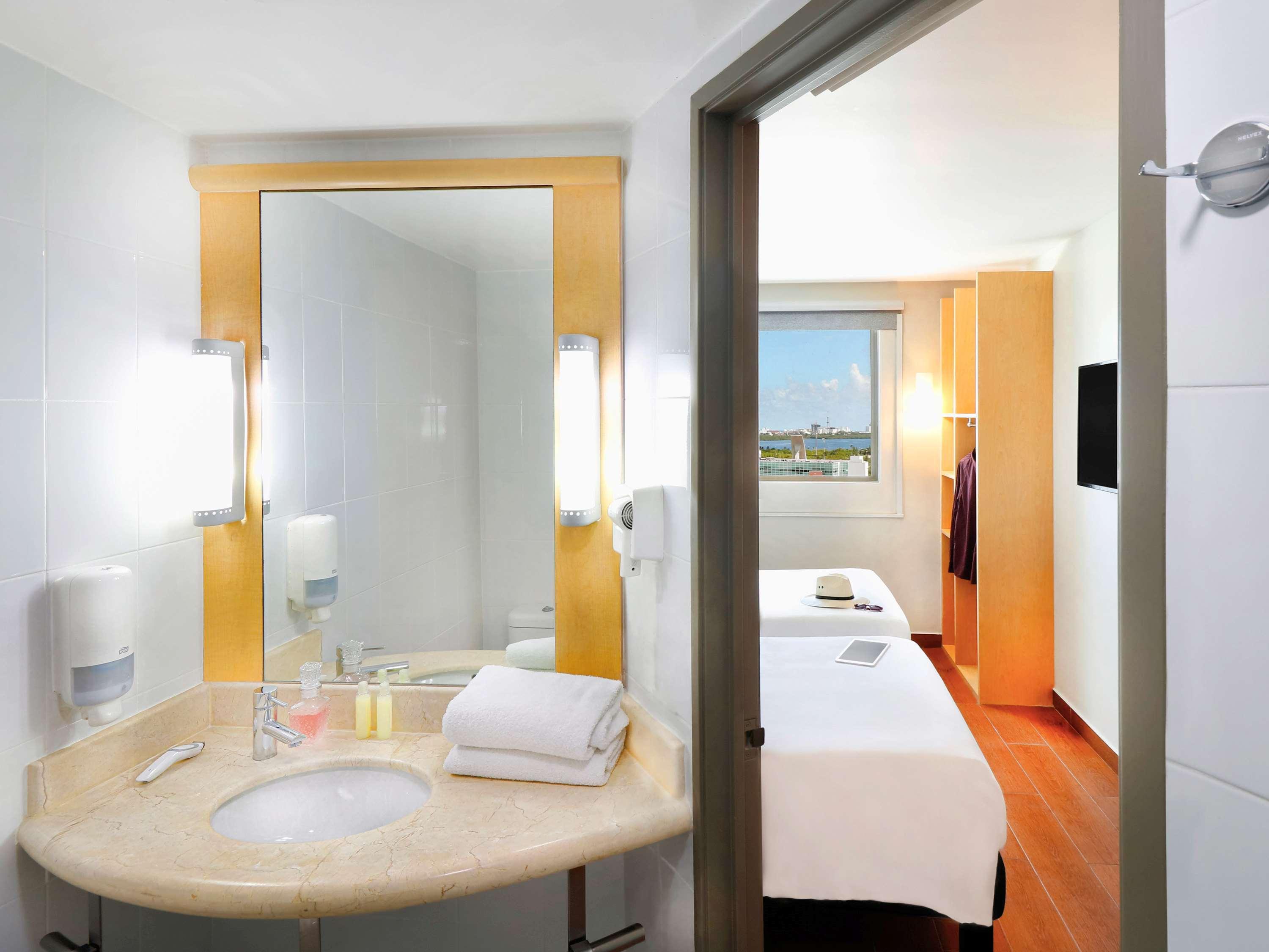 Ibis Cancun Centro Luaran gambar